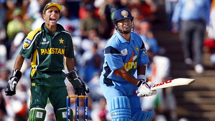 A Swashbuckling Ninety-Eight Runs Against Archrivals Pakistan’2003
