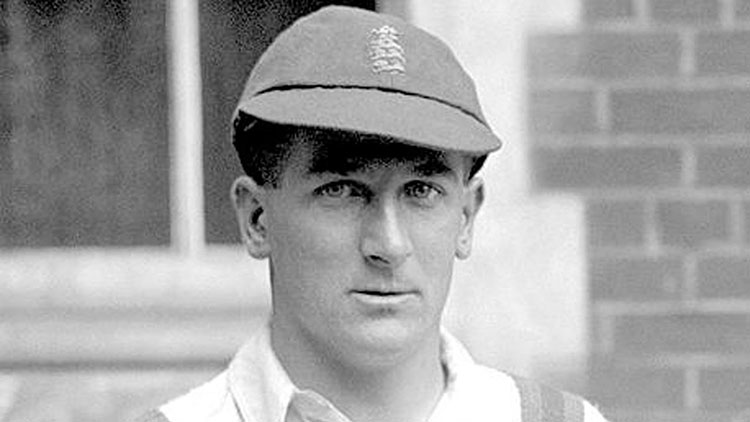 Wally Hammond (England) – 7 double centuries in Test