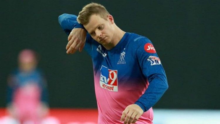 Steve Smith Not Happy With His Players